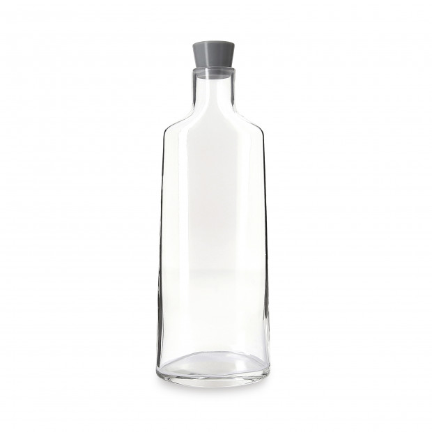 Glass carafe with stopper